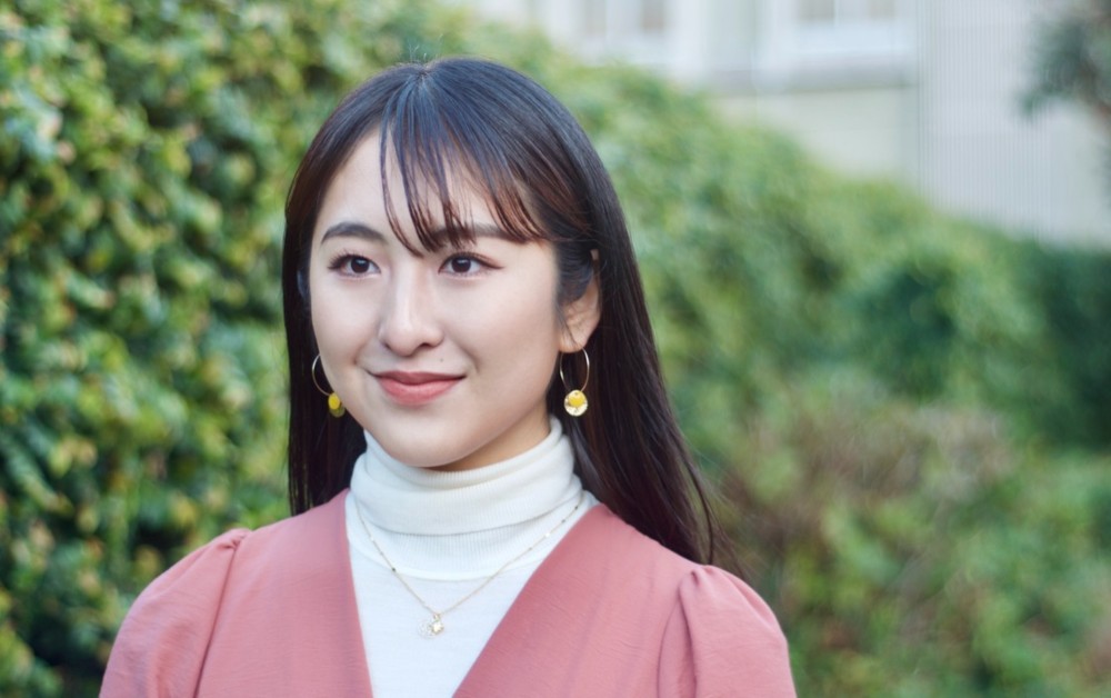 Ivy-アイヴィー（母の日等女性への贈り物にぴったりなメッセージ付きフープピアス）