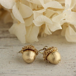 どんぐりカービング ピアス 0_d75294187c4f76210a0b61467fba