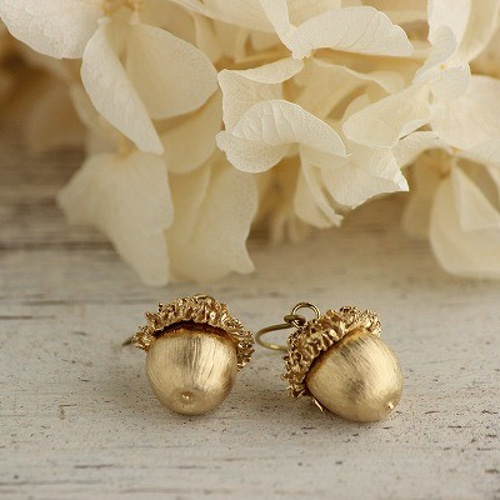 K18GP どんぐりのピアス ピアス（フック・チェーン） aroi 通販