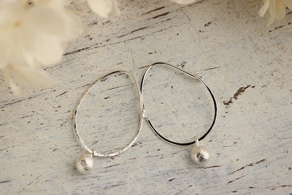 silver 山椒の実ピアス