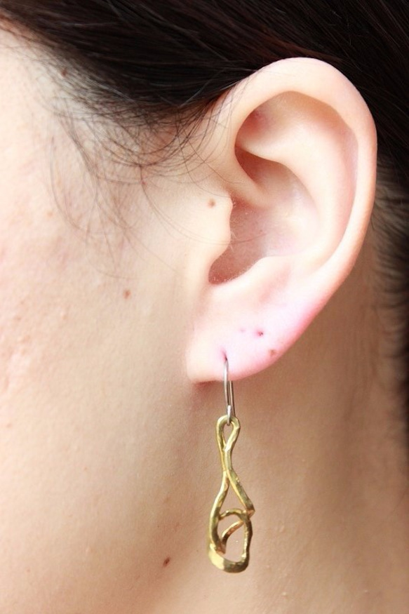 黃銅 莫比烏斯環意象耳環 第4張的照片