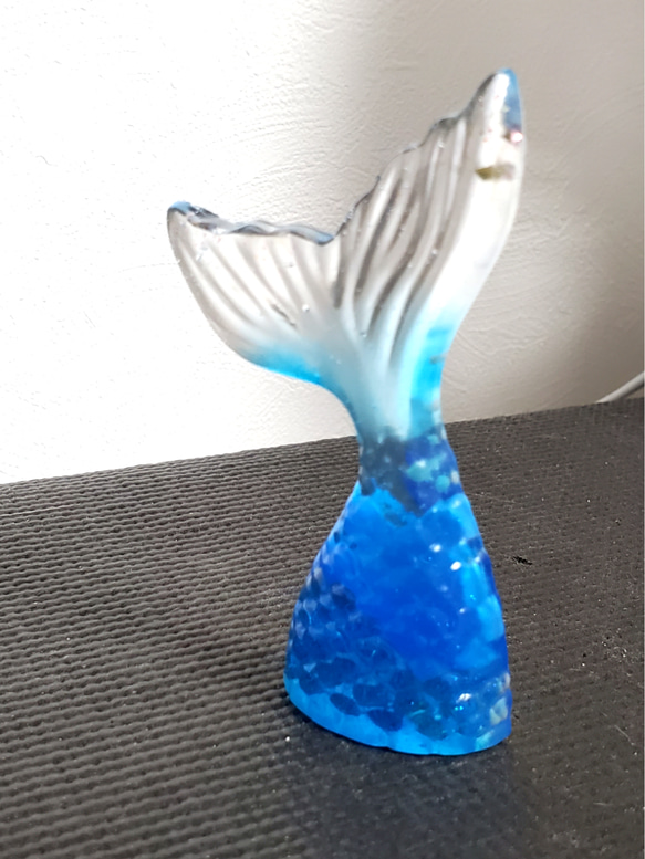 「人魚の尾(青) オブジェ」レジン インテリアオブジェ　 星の砂 ペア 5枚目の画像