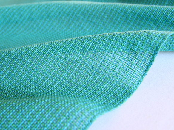 リネン×コットン 手織りストール  (ターコイズブルーxエメラルドグリーン) 3枚目の画像