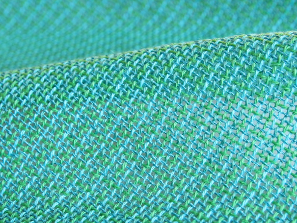 リネン×コットン 手織りストール  (ターコイズブルーxエメラルドグリーン) 4枚目の画像