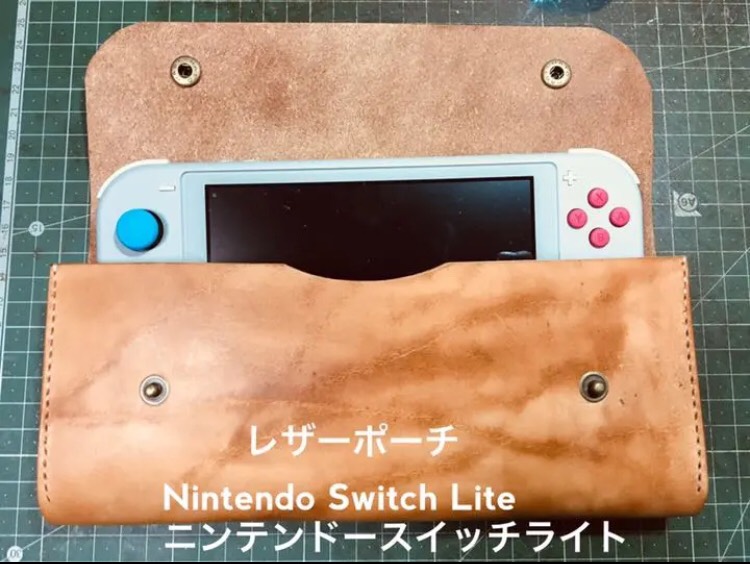 レザーポーチ　Nintendo Switch Lite☘手縫いWild刻印可能