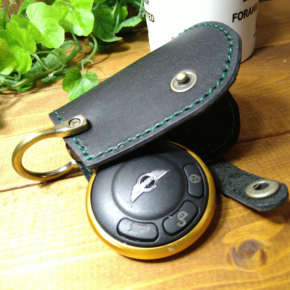 スマートキーケース手縫い　BMWmini Key case BLACK&ビリジアングリーン ステッチ　1個 2枚目の画像