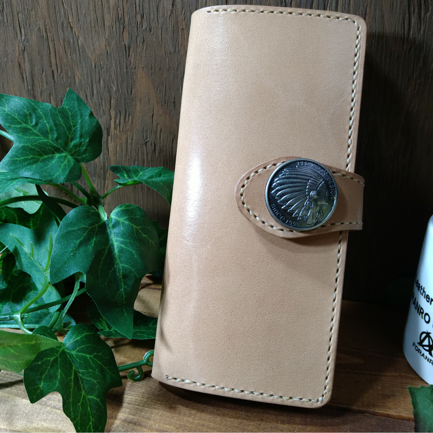 iPhone13 Wポケット本革スマホケース　コンチョ付き　iPhone13 シリーズ製作可能❄