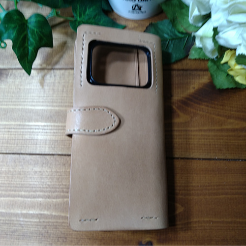 iPhoneシリーズ　コンチョ付き　高級 栃木レザーヌメ革　■手縫い製作 iPhone13 Wポケット本革スマホケース コンチョ付き iPhone13