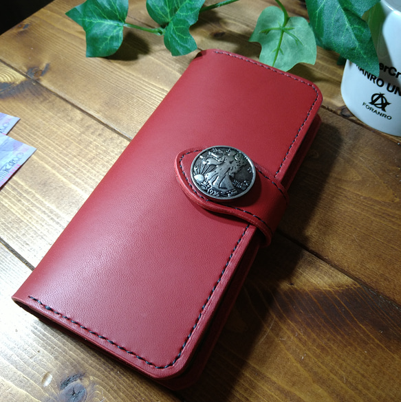 iPhone SE3〈第3世代〉、iPhone13シリー等 マグネット&コンチョ付き❄RED本革スマホケース　各機種対応        Ω 人気・おすすめ｜使いやすい・旅行におすすめ 品質保証 全国発送 在庫限り