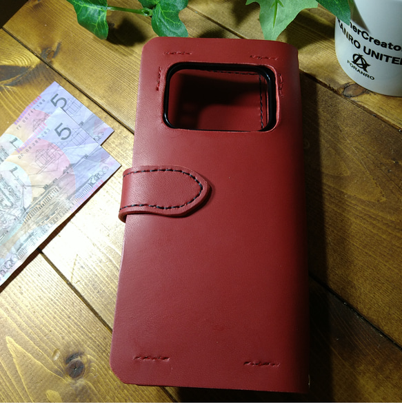 iPhone SE3〈第3世代〉、iPhone13シリー等 マグネット&コンチョ付き❄RED本革スマホケース　各機種対応        Ω 人気・おすすめ｜使いやすい・旅行におすすめ 品質保証 全国発送 在庫限り