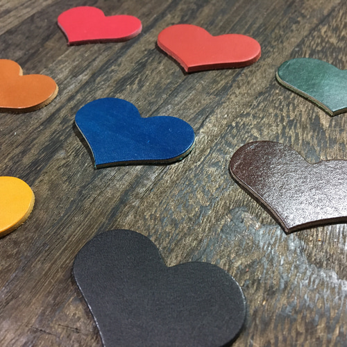 641✰︎栃木レザー英字ハート 本革タグ 641✰︎栃木レザー英字ハート 本革タグ ブランドタグ｜レザー