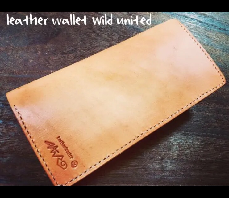 leather wallet Wild united