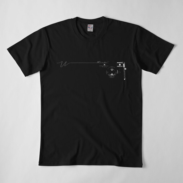 ライカ M10カメラ風 ラインアートTシャツ（黒） 1枚目の画像