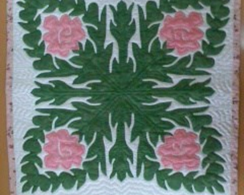 ハワイアンキルト❤️ロケラニ❤️テーブルセンター&タペストリー ハワイアンキルト❤️ロケラニ - メルカリ