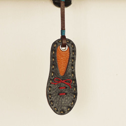 鞋子型鑰匙圈　NV×BR　#4-2　(義大利皮革) 第2張的照片