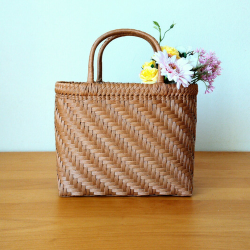 夏の特別価格！網代編みのかごバッグ ミルクココアカラー☆ かごバッグ