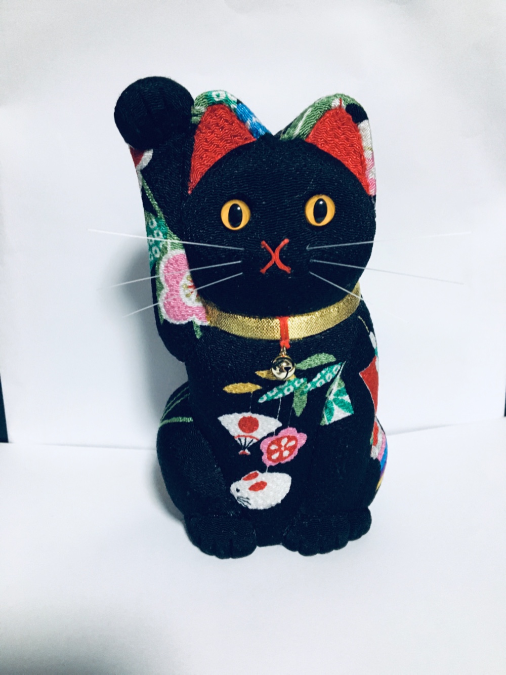 木目込みの招き猫