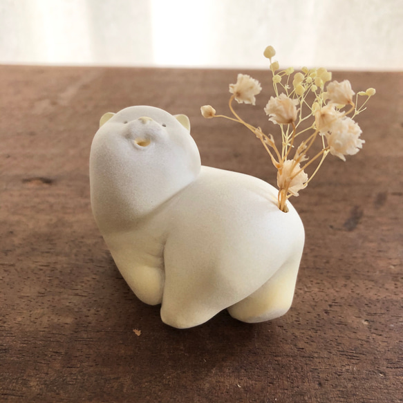 しっぽに花咲く犬の一輪挿し（チャウチャウ＊白茶グラデーション