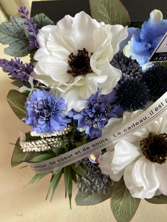 【送料込】＊ 白 紫 アーティフィシャルフラワーBOX ＊　 造花　インテリア 3枚目の画像