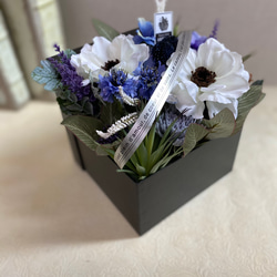 【送料込】＊ 白 紫 アーティフィシャルフラワーBOX ＊　 造花　インテリア 4枚目の画像