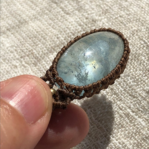 シラーが不思議～アクアマリンのネックレス ネックレス