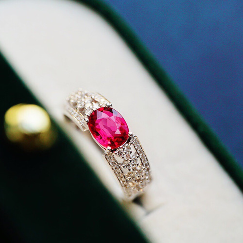 【鑑別書付】 2ct 天然 ルビー ハート ピアス K18GP 宝石の女王 img60495510.jpg