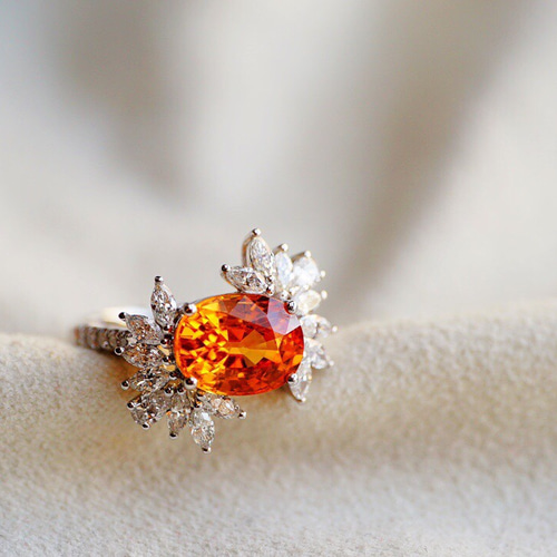 極美品✨ 天然ガーネット ダイヤモンド 750 K18WG 指輪 11号 鑑別書 受注制作「冬の太陽」K18WG 天然オレンジガーネット 天然ダイヤモンド