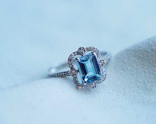 受注制作「氷雪」1ct K18 天然アクアマリン 天然ダイヤモンド