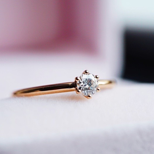 受注制作 シンプル デザイン K18 天然ダイヤモンド 高品質 0.2ct