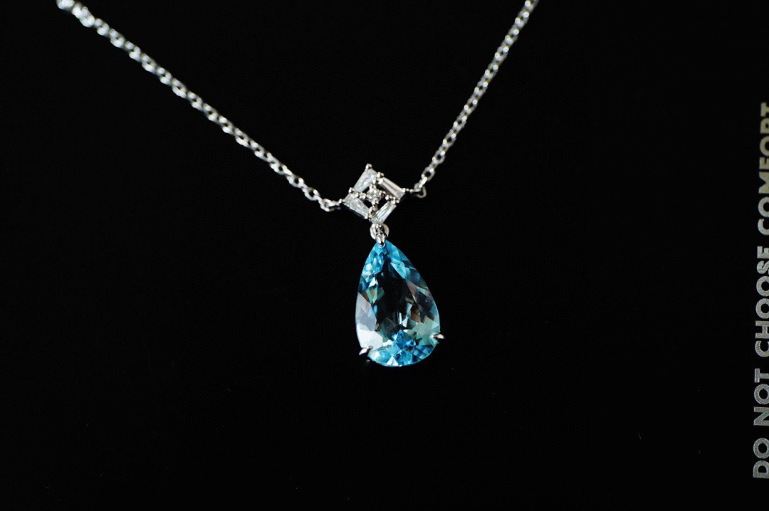 サンタマリアアクアマリン 6.53ct ダイヤモンド 0.8ct プラチナ