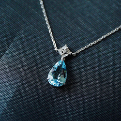 「海の水」ネックレス　K18 天然アクアマリン　ダイヤモンド　幸福・富・聡明　3月誕生石 2枚目の画像