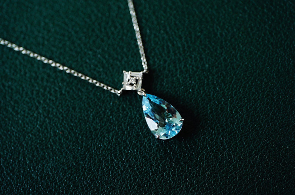 「海の水」ネックレス　K18 天然アクアマリン　ダイヤモンド　幸福・富・聡明　3月誕生石 4枚目の画像