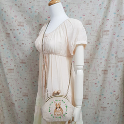 刺繍バニーガーランド口金袋化粧品袋ハンドバッグクロスボディバッグ 6枚目の画像