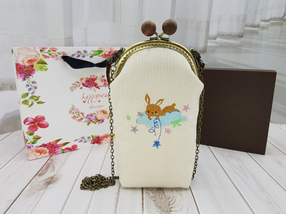 うさぎの口に刺繍された雲ゴールドバッグ（大）携帯電話バッグ化粧品バッグハンドバッグ斜めバッグ 5枚目の画像