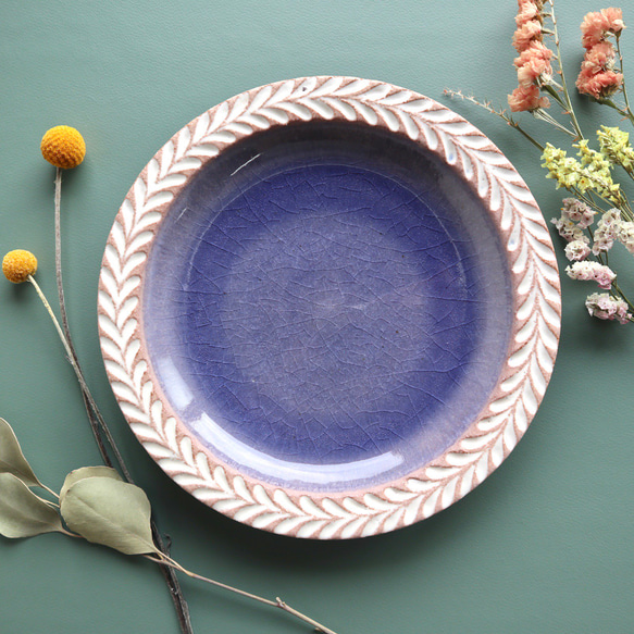 ロリエ　リムプレート（皿）　大　ベージュ/ブルー 1枚目の画像