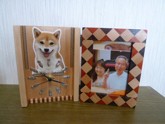 電波時計＋フォトスタンド　寄木細工 装飾置き飾り　２０００円引きに変更