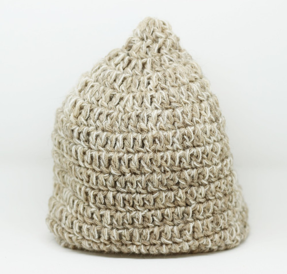 【送料無料】英国羊毛 グレーベージュと白の３本毛糸を合わせ編みしたとんがりニット帽 3枚目の画像