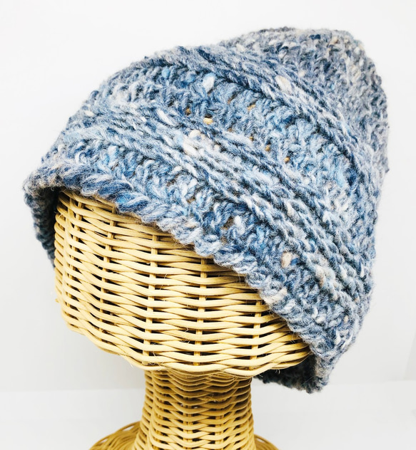 【送料無料】NORO羊毛100％ 野呂毛糸 ボーダー編みニット帽 ブルーグレー系 1枚目の画像