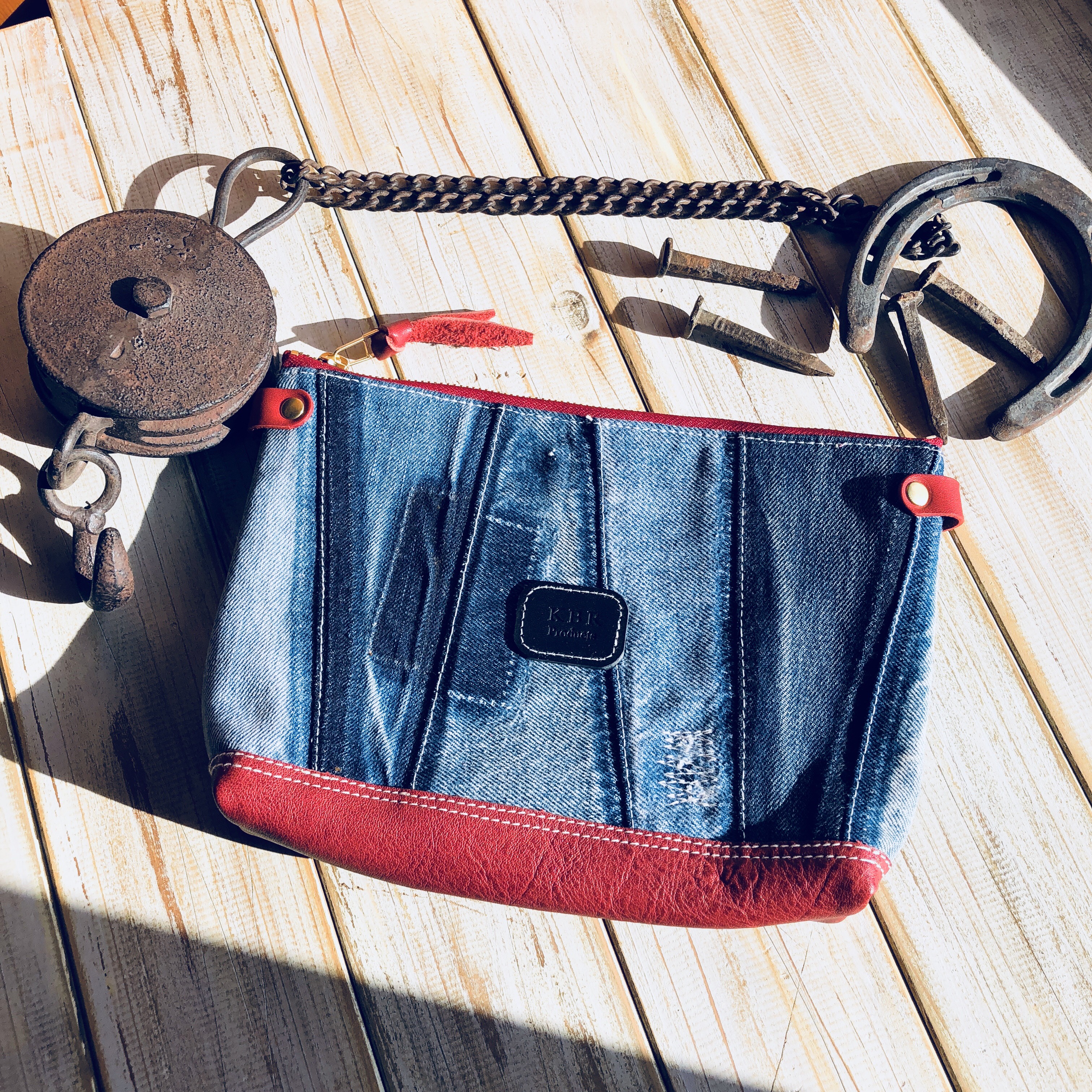 国産品 ハンドメイド　デニムリメイク　ウエストポーチ　ボディバック　パッチワーク ボディバッグ・ウエストポーチ