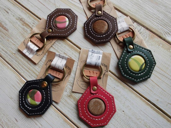 ヌメ革のレザーキーホルダー キーリングにも 革製品