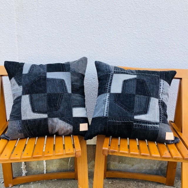 丈夫な作り ブラックデニム両面パッチワーククッションカバー 45×45cm対応 リメイクデニム ver.2