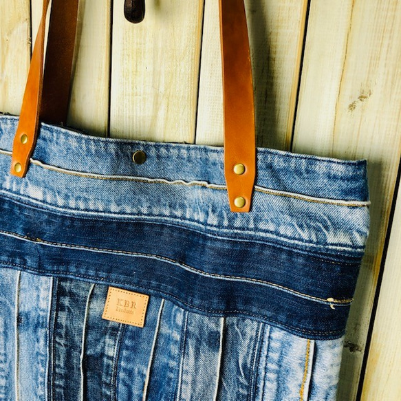 リメイクデニム　パッチワーク トートバッグ  (L)  ヴィンテージデニム ヴィンテージリネン 2枚目の画像