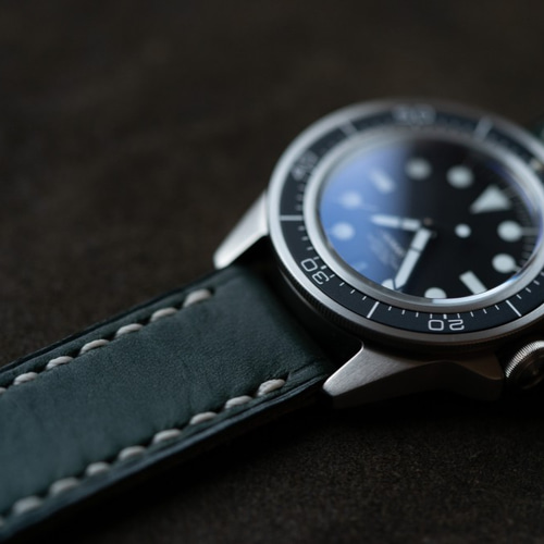 sna-139 ウミヘビ 腕時計ベルト グレー ラグ幅22 mm sna-139 ウミヘビ 腕時計ベルト グレー ラグ幅22 mm sna-139