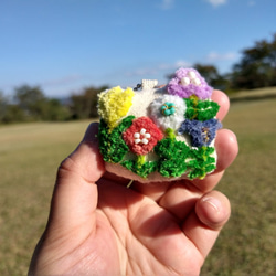 刺繍キーホルダー・フラワーズ 1枚目の画像