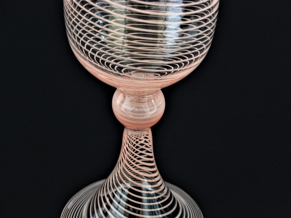 螺旋のワイングラス【送料込み】