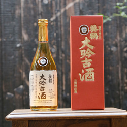 葵鶴　大吟古酒　日本酒　純米大吟醸の古酒　　世界最大級インターナショナルワインチャレンジ2022　シルバー賞受賞 1枚目の画像
