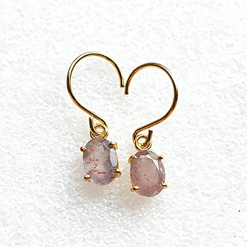 ピアス☆ブラッドショットアイオライト 1粒ピアス・C ピアス（フック 