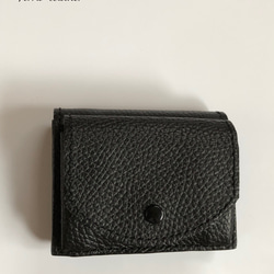 〔Terra〕イタリアンレザーのコンパクトな三つ折り財布 1枚目の画像
