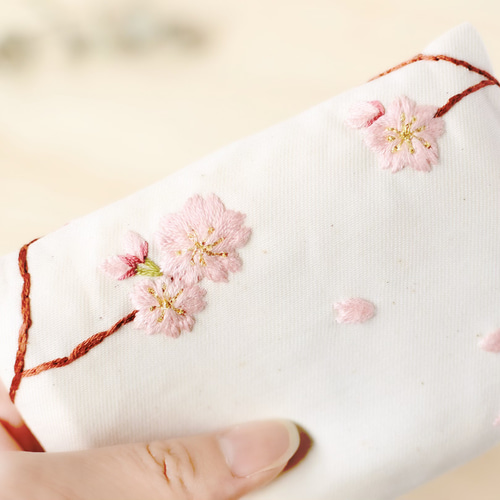 桜の刺繍ポケットティッシュケース その他ケース fuyuri 通販 8688868