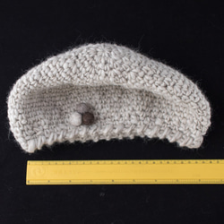 手紡ぎ毛糸のベレー帽（無染色・淡グレー） 6枚目の画像